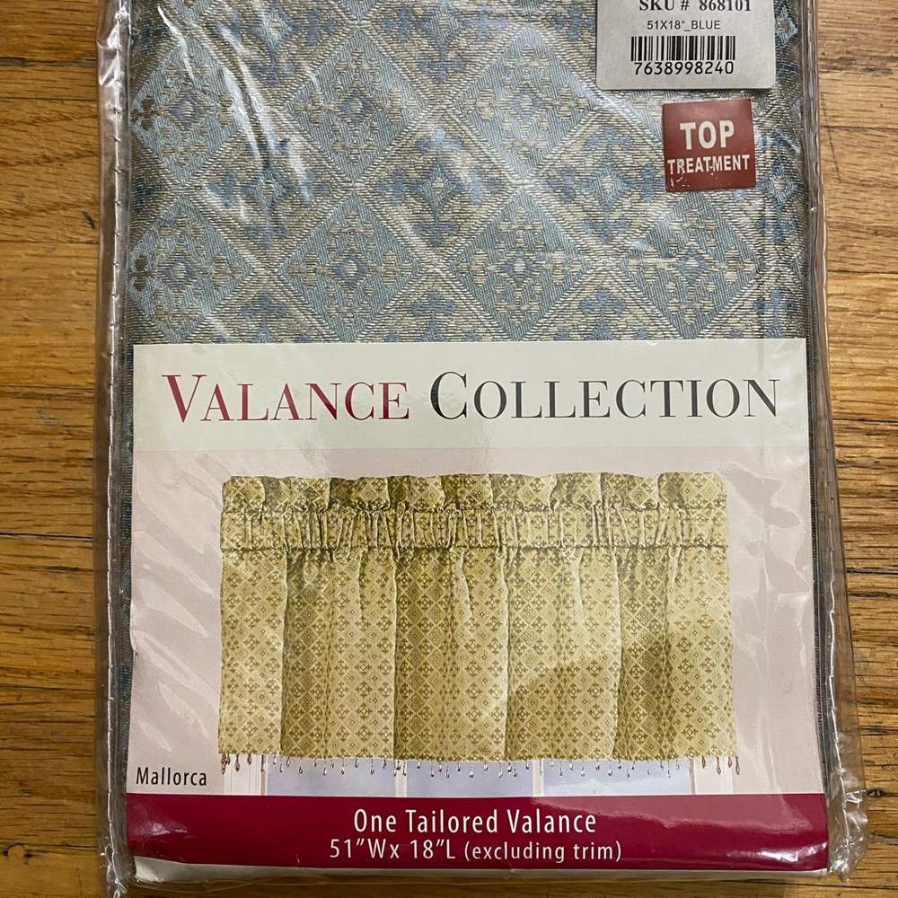 Valance Collection Tailored Valance SKU# 858101
